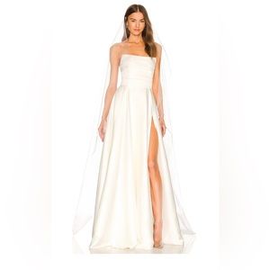 White wedding/ engagement gown